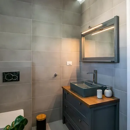 μπαλκόνι με θέα / Viewtiful Balcony *