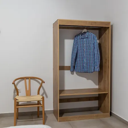 μπαλκόνι με θέα / Viewtiful Balcony Apartment *