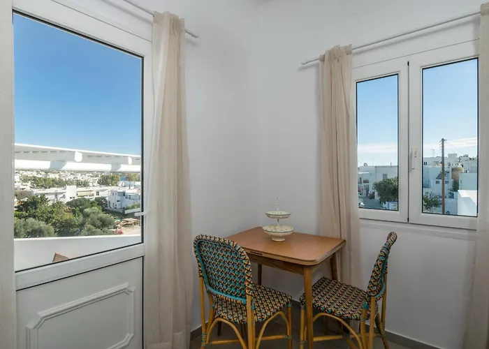 μπαλκόνι με θέα / Viewtiful Balcony Lägenhet Adamantas (Milos)