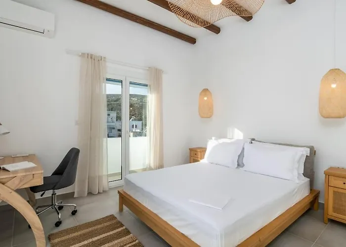 μπαλκόνι με θέα / Viewtiful Balcony Lägenhet Adamantas (Milos)