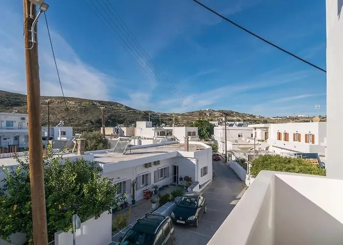 μπαλκόνι με θέα / Viewtiful Balcony * Адамас